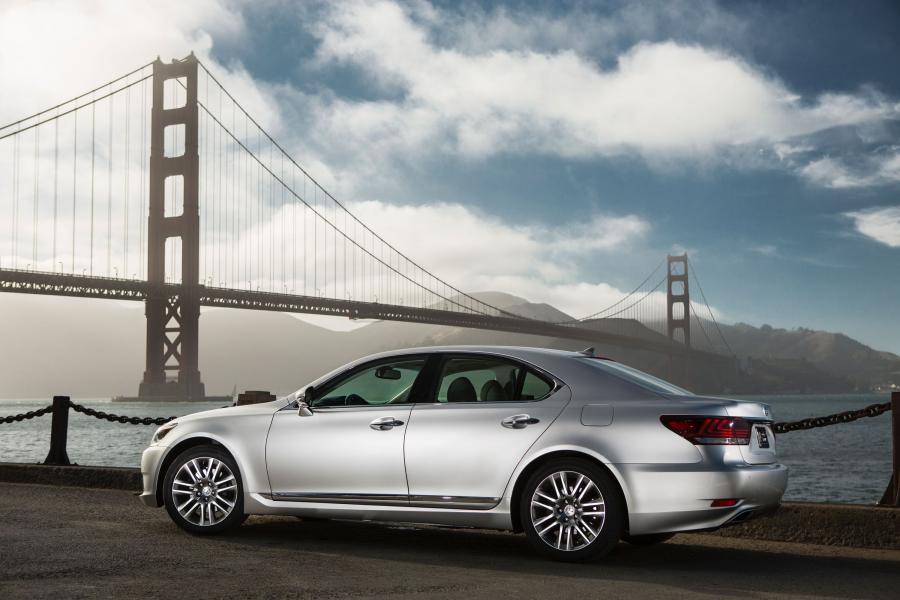  Lexus LS460 2013 года  (фото 93 из 111)